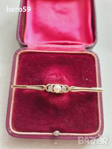 Антикварна златна 14к брошка с натурална перла и два диаманта 