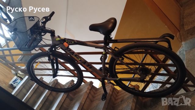 Продавам велосипед "Пасати" 29 инча, оборудван със кошница и нови гуми със защита от убождане!, снимка 1