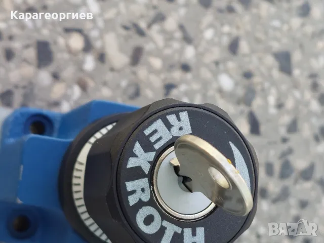 Краен изключвател Schmersal , снимка 15 - Резервни части за машини - 49972235