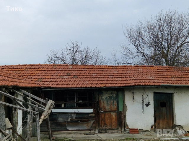 Двуетажна къща в село Средец , снимка 8 - Къщи - 52890647