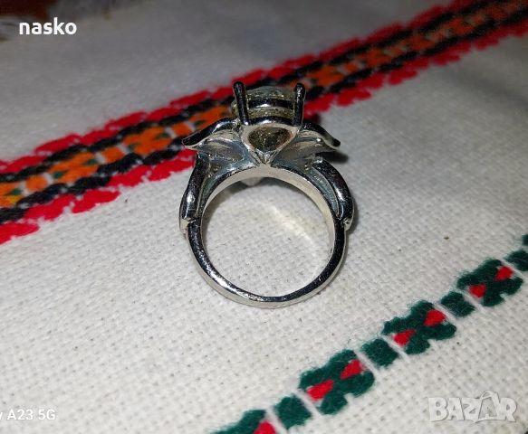 Дамски флорален пръстен, снимка 8 - Антикварни и старинни предмети - 46463342
