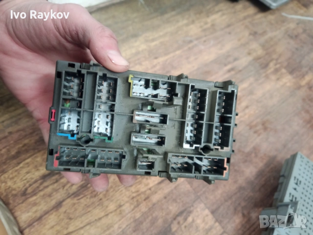 Бушонно табло , Citroen Xantia  9566610180 , снимка 2 - Части - 53839436