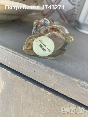 Собачка  шишенце от детски парфюм /одеколон/ с кученце от СССР , снимка 2 - Колекции - 51711208