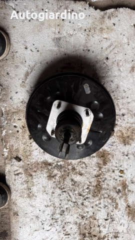 Серво усилвател / Спирачна помпа за Dacia Sandero 2015 - 472103298R, снимка 2 - Части - 52217258