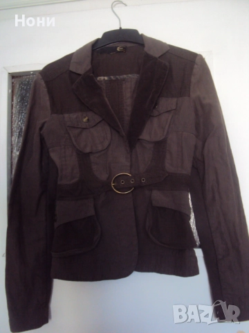 Кафяво сако оригинално на Just Cavalli ръст S, снимка 2 - Сака - 51466070