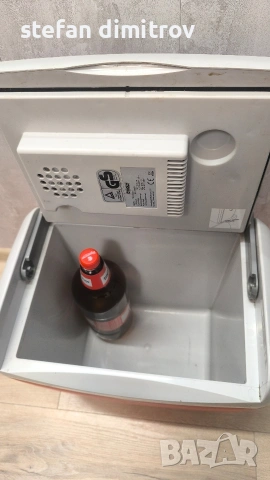 Комбинирана хладилна чанта 12/220 волта с обем 25 литра , снимка 2 - Хладилни чанти - 53935535