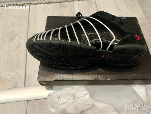 Маратонки Adidas t-mac нови 41/1/2, снимка 3 - Маратонки - 53485401