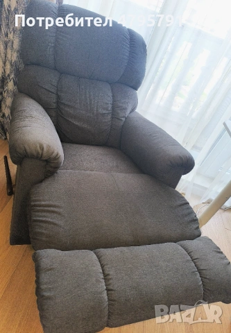 ФОТЬОЙЛ С РЕЛАКС МЕХАНИЗЪМ LA-Z-BOY PINNACLE ROCKER RECLINER SARAH SLATE, снимка 4 - Дивани и мека мебел - 54181413