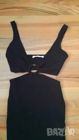 Ефектна черна рокля, снимка 5 - Рокли - 48543691