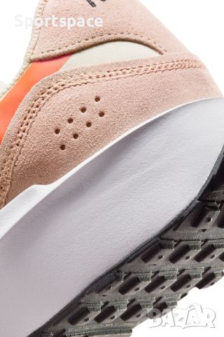 Nike, Спортни обувки Waffle Nav с велур, Оранжев, Бежов, снимка 4 - Маратонки - 46452555