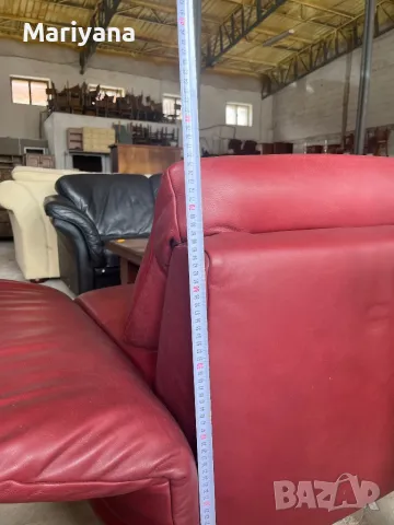Кожен червен диван, снимка 3 - Дивани и мека мебел - 50004656