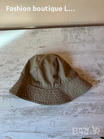 Burberry двулицева шапка идиотка на Бърбъри в бежово цвят с каре ❤️, снимка 4 - Шапки - 52178310