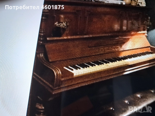 продавам старинно пиано 