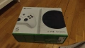 Xbox s - без контролер, снимка 3