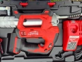 Акумулаторен такаламит Milwaukee M18 GG-201C, снимка 2