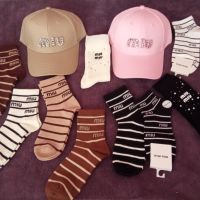 Дамски шапки и чорапи , снимка 5 - Шапки - 42642886