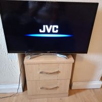 Tv JVC 32" Smart , снимка 1 - Телевизори - 45471245