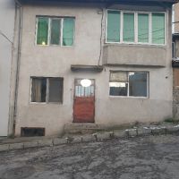 Продавам  къща в Асеновград  ! , снимка 1 - Къщи - 43940264