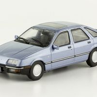 Ford Sierra Ghia 1984 - мащаб 1:43 на Salvat моделът е нов в блистер, снимка 1 - Колекции - 45864687