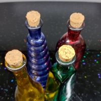 4 шишенца, цветно стъкло и различна форма. Подходящи за направа на билково олио..., снимка 3 - Аксесоари за кухня - 45160203