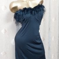 4XL Черна,еластична, къса рокля с пера, снимка 4 - Рокли - 45293954