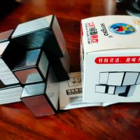 Рубик куб Mirror Cube 2x2x2 / Огледален куб - като нов, снимка 3 - Други игри - 46175657