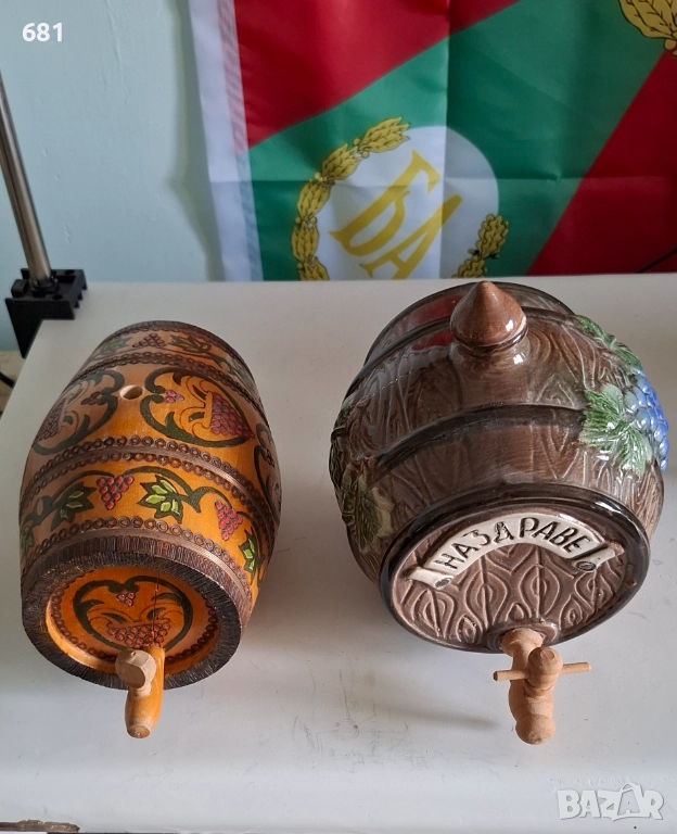 Декоративни малки бурета(керамично и дървено), снимка 1