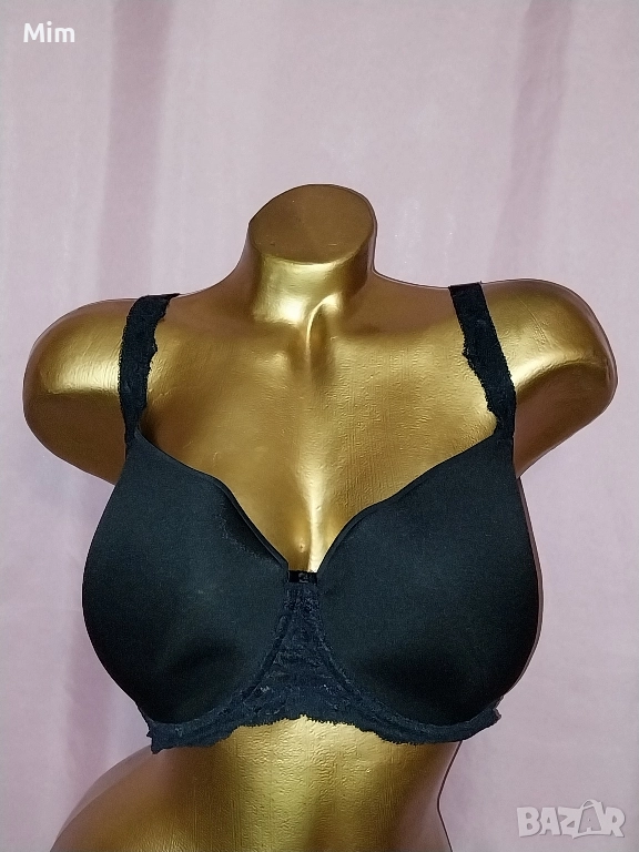  Резервирани Triumph 95 D Черен сутиен с формовани чашки , снимка 1