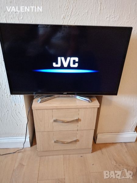 Tv JVC 32" Smart , снимка 1