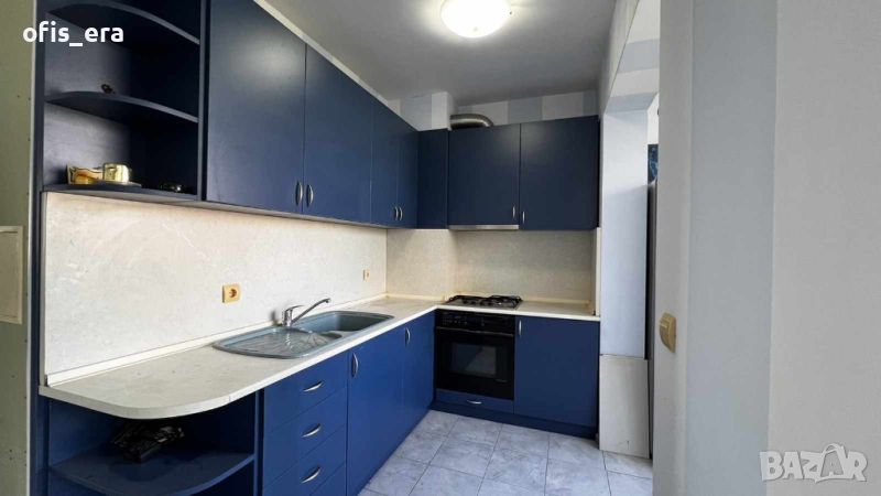 ЕКСКЛУЗИВНО! ЕРА Вива продава тристаен апартамент с Г-образна кухня в района на Завод Дружба, снимка 1