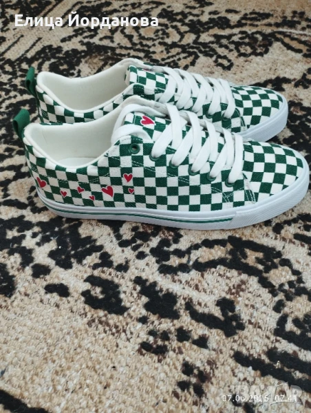 нови дамски кецове, снимка 1