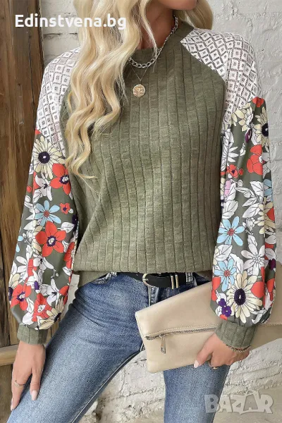 Дамска блуза в зелено с ефектни дълги ръкави с принт на цветя, снимка 1