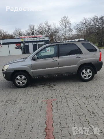 Kia Sportage 2.0 CRDI 4X4 , снимка 4 - Автомобили и джипове - 48164790