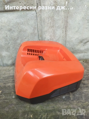 Неработещо зарядно Husqvarna , снимка 3 - Други инструменти - 54000951