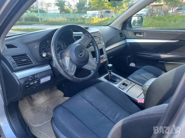 Subaru Legacy 2011 GAS, снимка 9 - Автомобили и джипове - 51015016