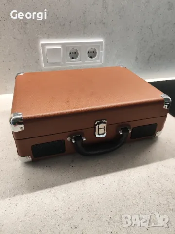 портативен грамофон. НОВ, снимка 2 - Bluetooth тонколони - 49616285