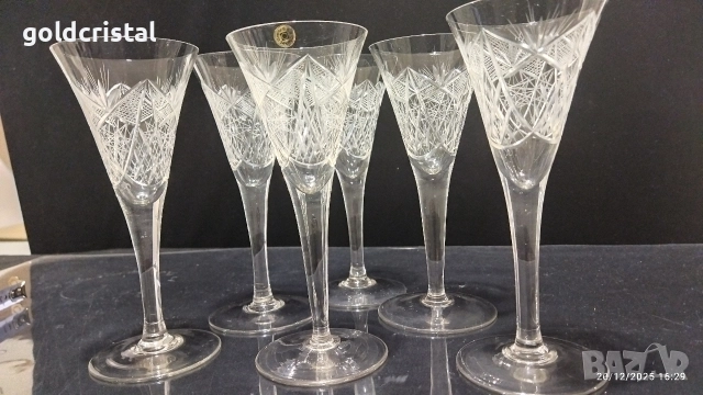 Кристални чаши , снимка 5 - Антикварни и старинни предмети - 42225219
