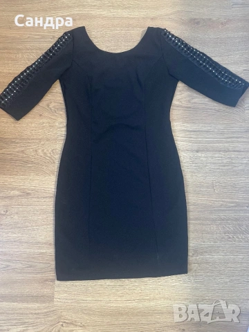 Черна рокля