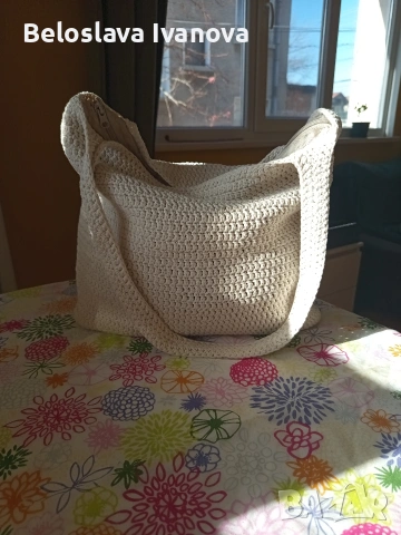 Ръчно плетена чанта, снимка 2 - Чанти - 53071713