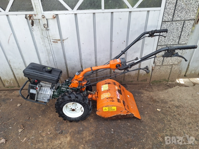 Фреза мотоблок Goldoni Italy бензинов малък хубав, снимка 2 - Градинска техника - 52976458