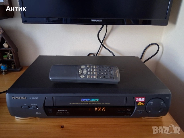 Видео Рекордер Panasonic NV- SD240 Super Drive Made in Germany, снимка 4 - Плейъри, домашно кино, прожектори - 53709894