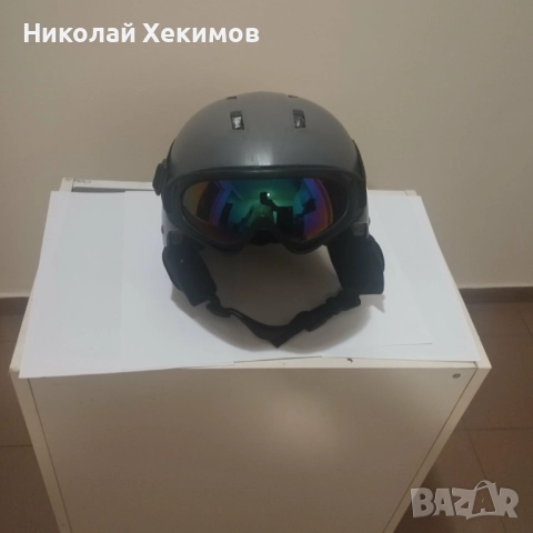 Ски каска и очила