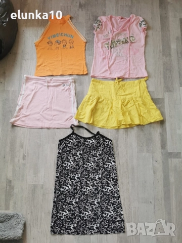 подарявам детски дрехи за момичета размер от 122до 146см, снимка 2 - Детски якета и елеци - 52077089