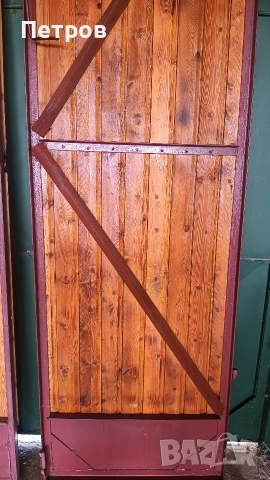 Продавам двукрила плътна врата от винкел, ламарина и чамова ламперия, снимка 9 - Входни врати - 54196557