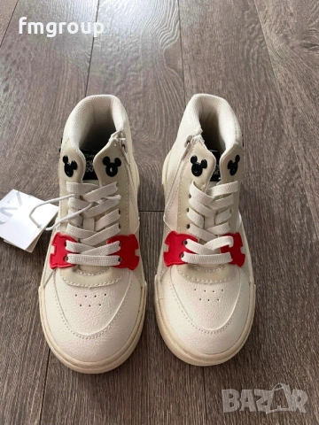 Нови детски кецове Zara Зара Мики Маус 28 номер с етикет, снимка 2 - Детски обувки - 53736760