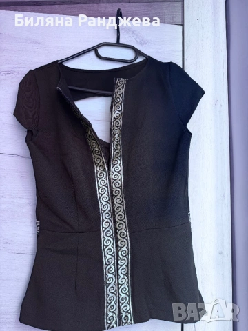 Дамска тениска с цип, снимка 3 - Тениски - 53793204