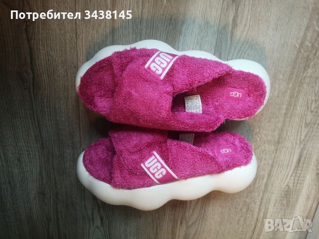 UGG нови чехли, снимка 3 - Чехли - 46446899