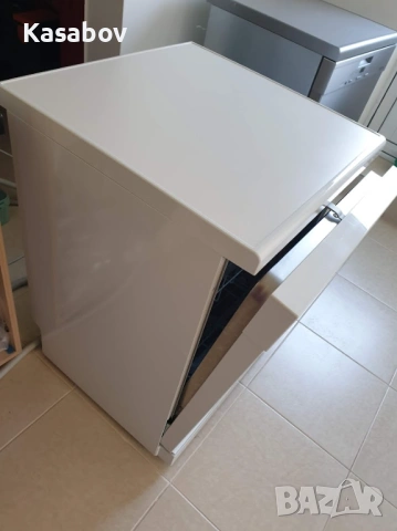 Съдомиялна Miele - Auto Open - 14 Комплекта - Свободностояща, снимка 10 - Съдомиялни - 53449250