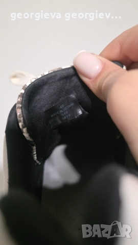 Маратонки GUESS - 40номер, снимка 4 - Маратонки - 52870497