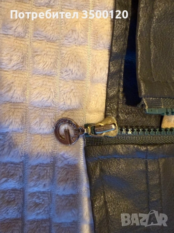 Тъмнозелено кожено яке Gucci, снимка 5 - Якета - 53240506